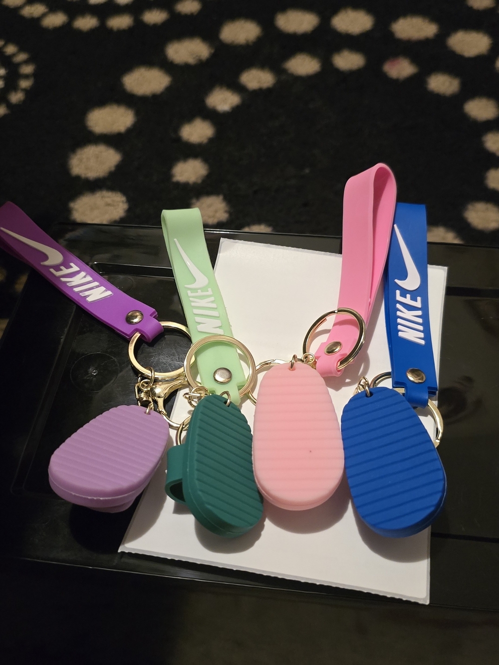 Nike  Mini Slide Keychains - Picture 4 of 4